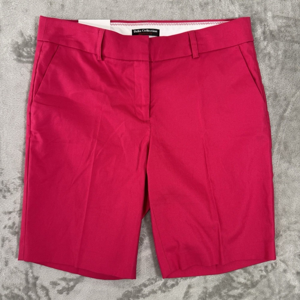NWT Dalia Collection Shorts Pink Bermuda Casual City Walking Women's Size 6